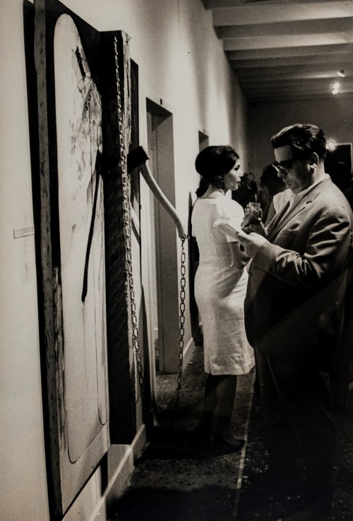 Carlo Cisventi (1929–1988) – Bez tytułu (wystawa Pop Art w Wenecji, dzieło Rayschenberga), lata 60. i 70., Carlo Cisventi