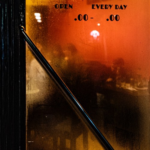 Czerwony Bar nr 85, z cyklu: "Bary", 2019, Marta Leśniakowska