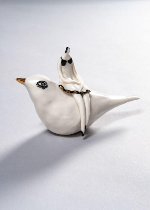 Ptak z postacią (Porcelana, 24K złoto), Karolina Szeląg