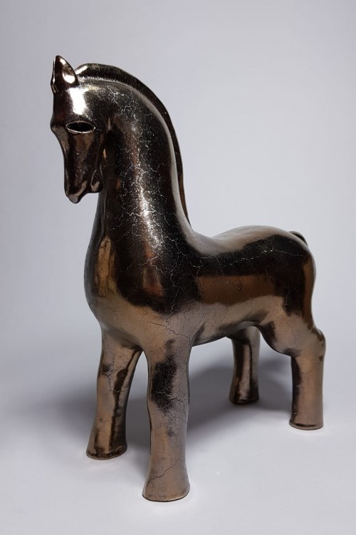 Koń ceramiczny, Stella Zadros