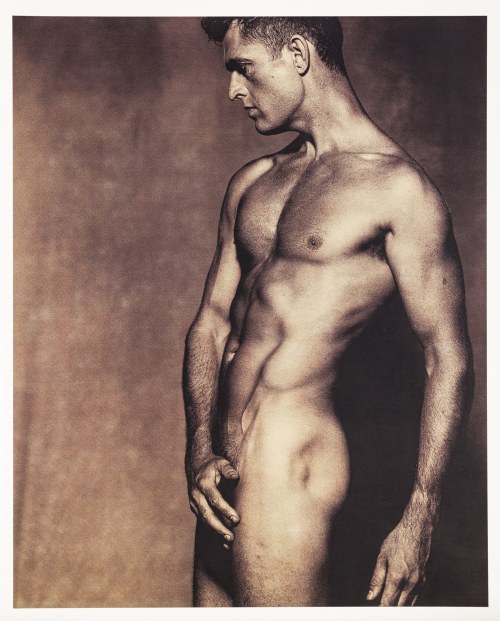 Rupert Everett z teki ''Visionaire 23. The Emperor's New Clothes'', 1997, Karl Lagerfeld