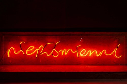 Neon "Niepiśmienni", 2014, Michał Bojara