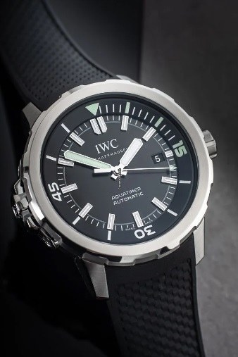 IWC Aquatimer Automatic Date Iw329001 42mm/ Box Papers