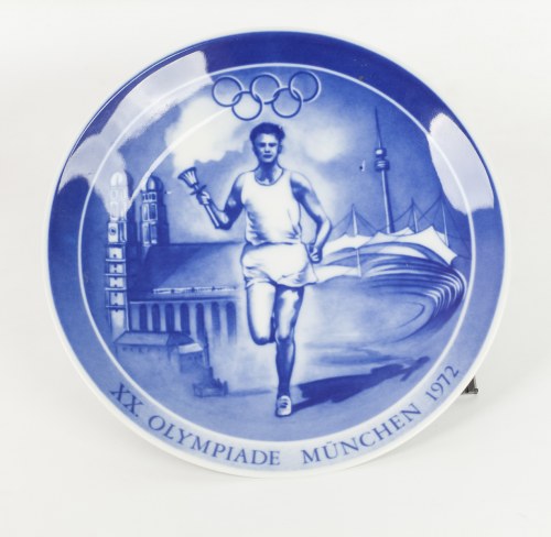 RFN, 1972 r., Talerz pamiątkowy dekoracyjny z Olimpiady w Monachium, 1972 r., Wytwórnia Porcelany "ROYAL HEIDELBERG"