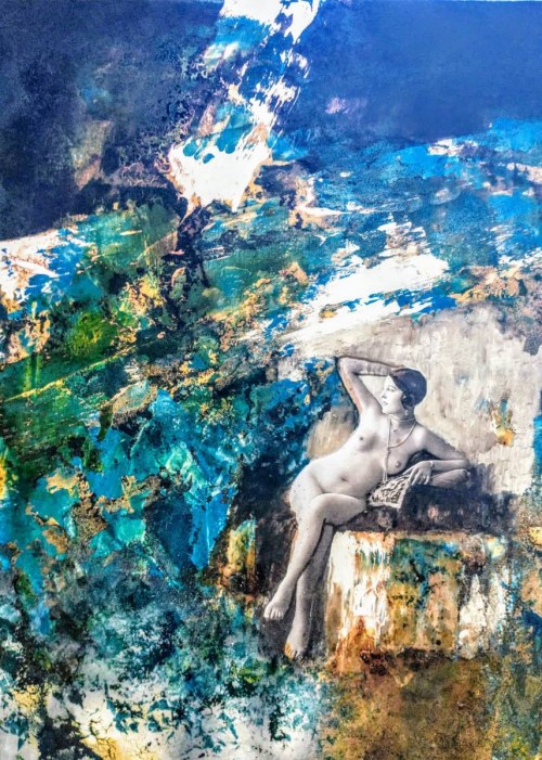 Kobieta w niebieskiej poświacie, 2021 r., Renata Szyszlak