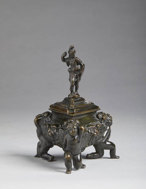 1593 - Venice, 1636), Inkwell with kneeled putti, Niccolò Roccatagliata