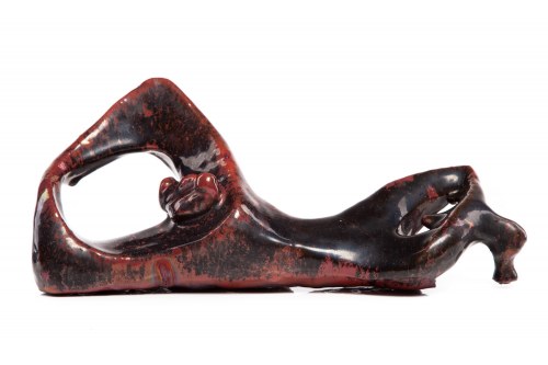 Rzeźba ceramiczna “Postać leżąca”, Stanisław Konieczny