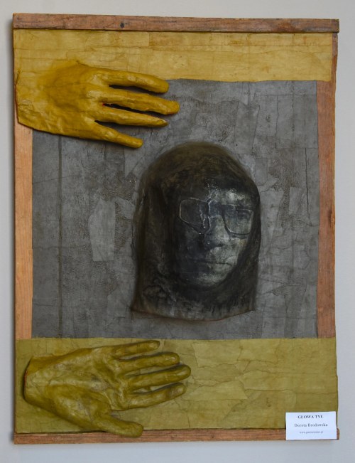 GŁOWA TYŁ, Dorota Brodowska