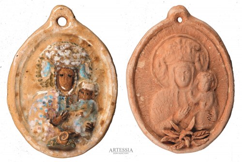 Matka Boska Częstochowska - para plakiet , l.80. XX w., Krystyna Pniakowska