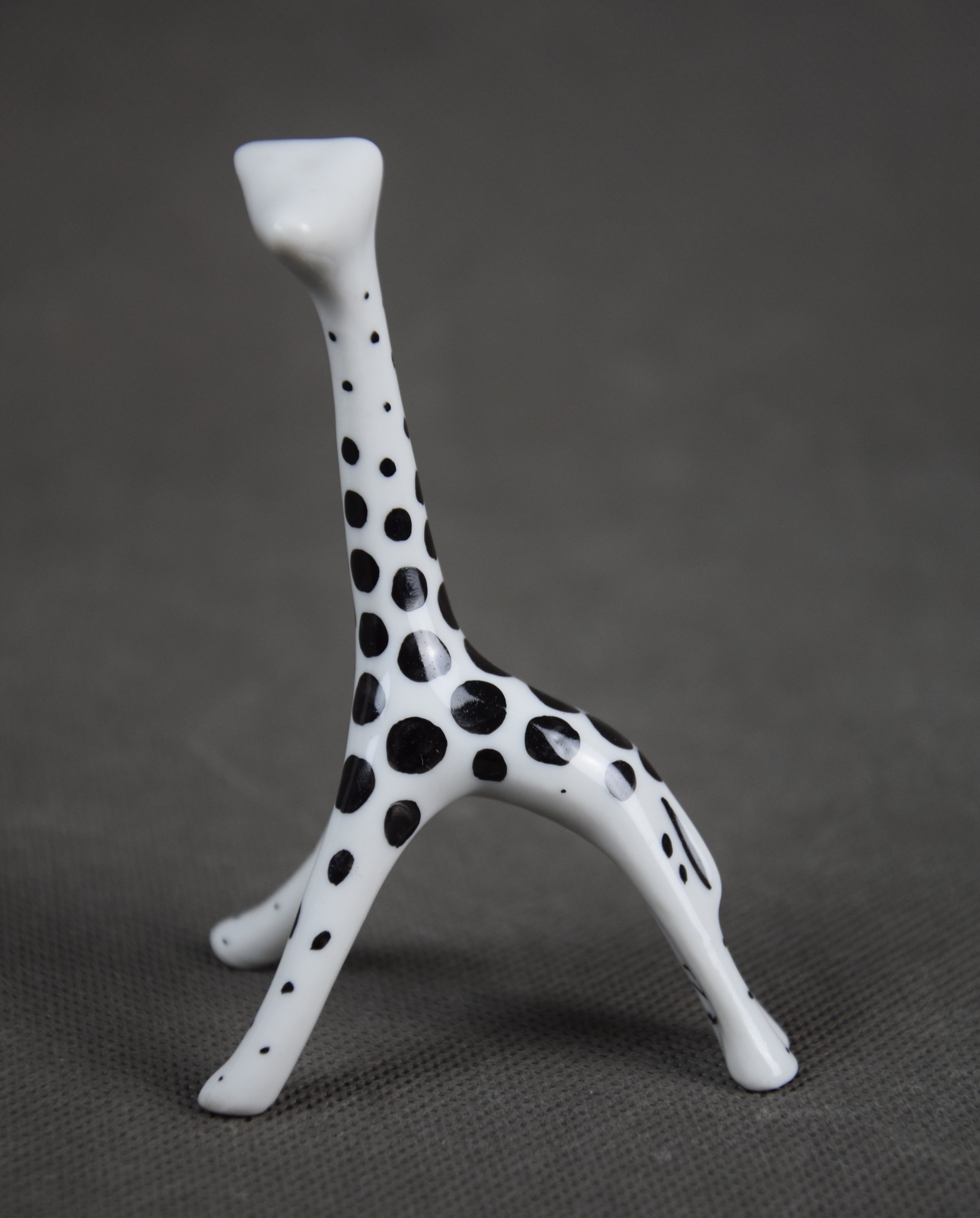 Figurka „Żyrafa”, proj. Hanna Orthwein, ZPS Ćmielów, lata 60-te