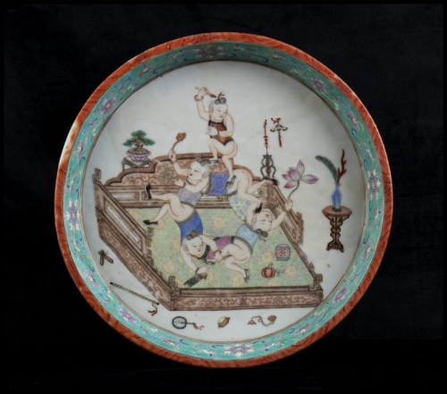 dynastia Qing, XVIII wiek, Polichromowo Enamelowana Porcelanowa Taca Okrągła Chiny