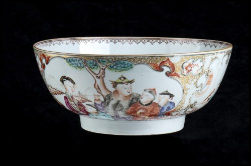 dynastia Qing, połowa XVIII wieku, DUŻA PORCELANOWA MISA "FAMILLE ROSE" Chiny