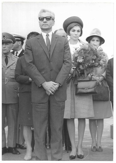 [DIPLOMACY - Mohammad Reza Pahlawi with his wife Farah Pahlawi on ...