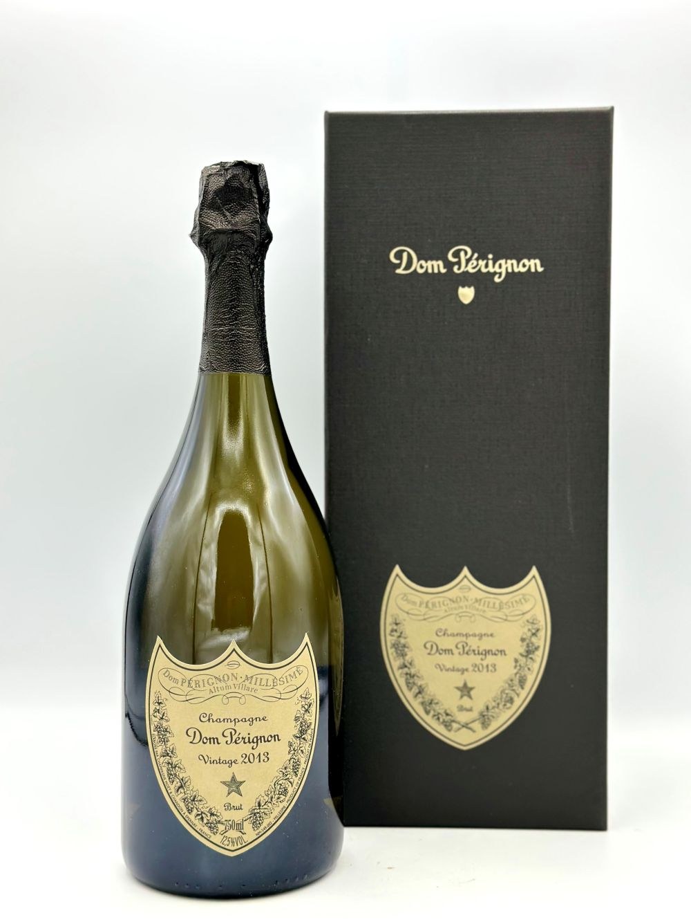 Brut Vintage Online Online - Moët auction Price OneBid et Pérignon Dom - bidding Chandon, - /