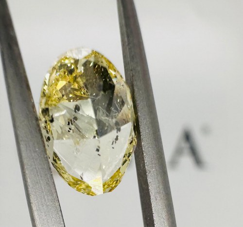 59 CT - BB40308-1, INTENSYWNIE ŻÓŁTY DIAMENT O MASIE 1