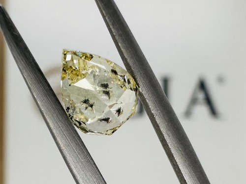 01 CT - BB40304-8, ŻÓŁTY DIAMENT O MASIE 1