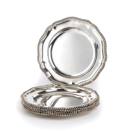 a następnie R & S Garrard & Co, Robert Garrard II, a następnie R & S Garrard & Co Six English Victorian Sterling Silver Plates, Robert Garrard II