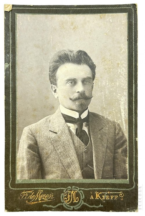 Kijów (Kieff) - Fotografia Portretowa Mężczyzny; Fotograf Franciszek de Mezer, XIX