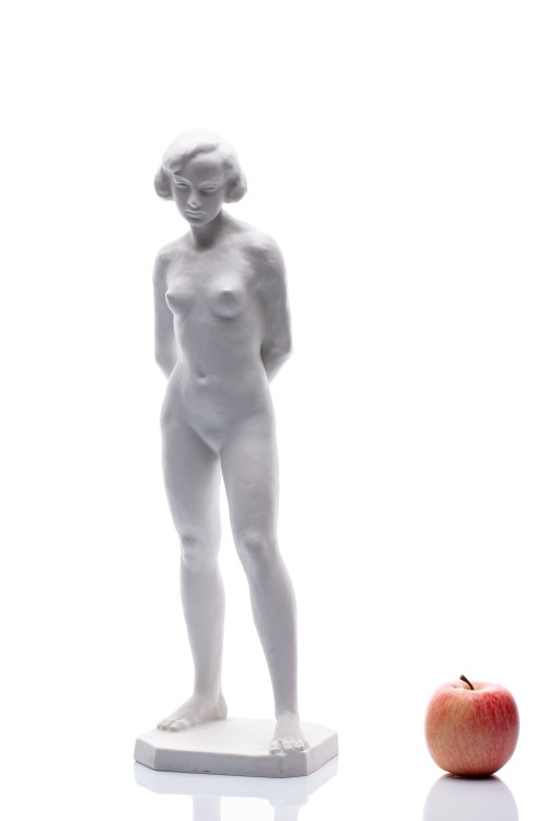 ZAPROJEKTOWANY PRZEZ BERNHARDA BUTZKE (NIEMCY / NIEMCY OKOŁO 1930), Akt Stojący