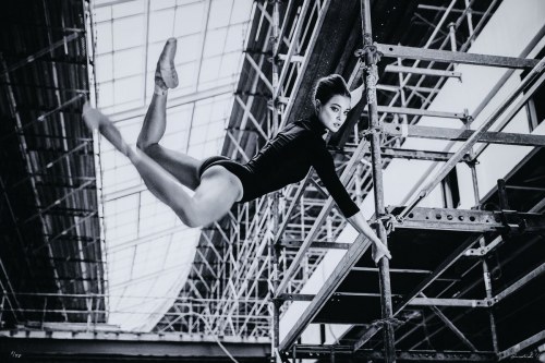 BALLERINA #02, Szymon Brodziak
