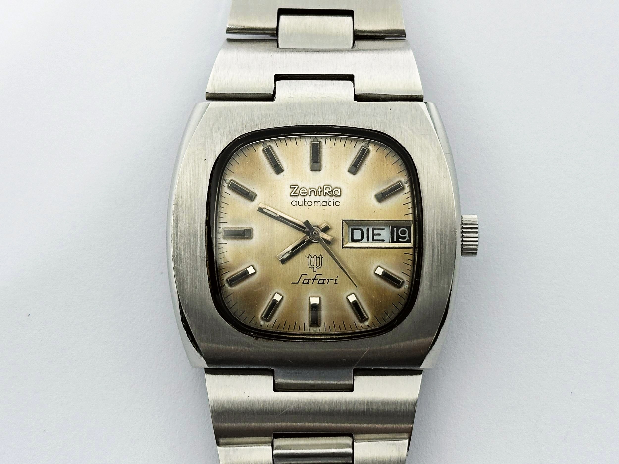 Zentra Safari Automatik 37 mm Herrenuhr Internet-Auktion