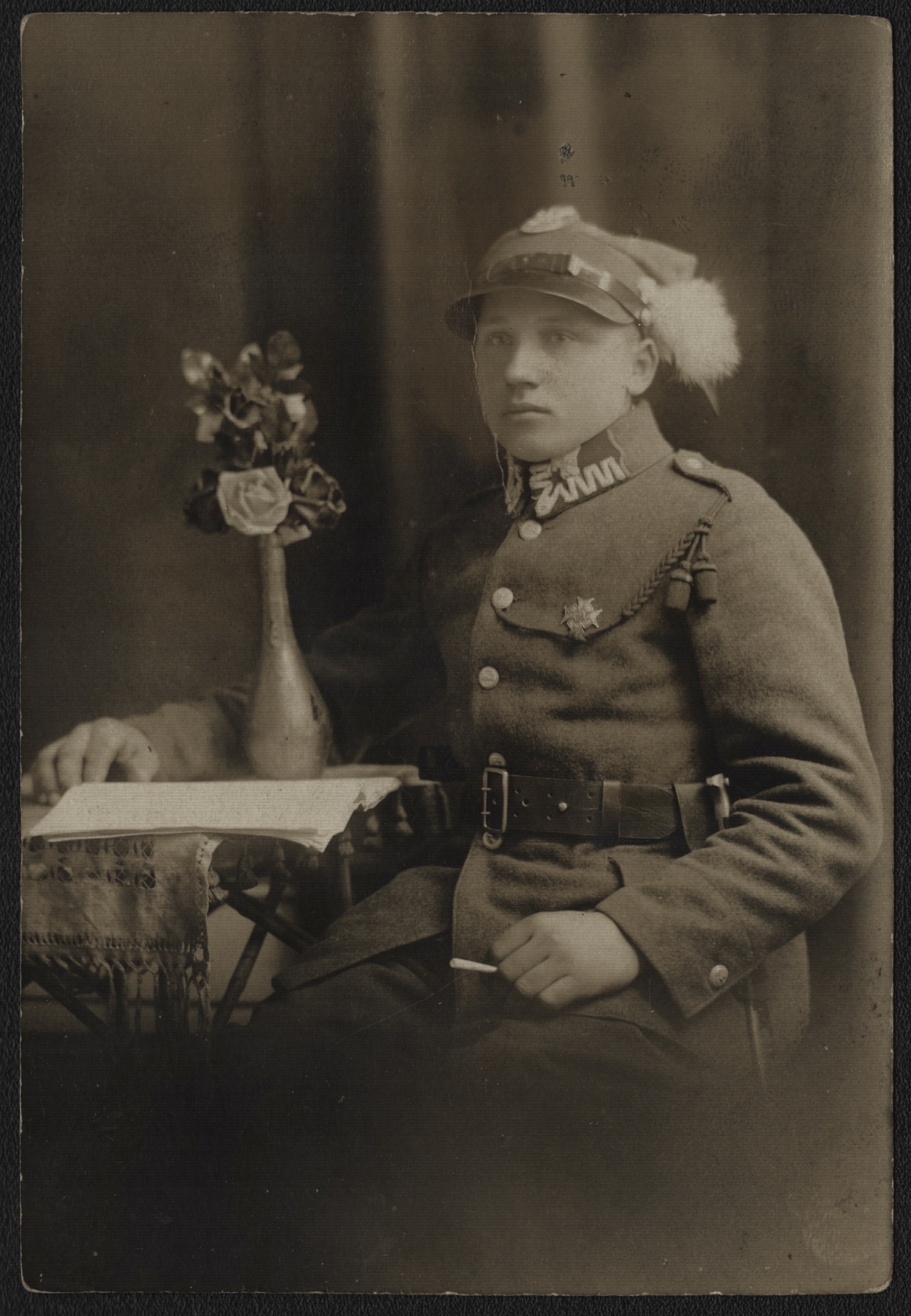 [6th Highland Rifle Regiment] Photograph of a young soldier of the 6th ...