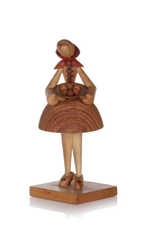 J. FEDOROWICZ, Figurka "Kobieta z misą", S. Sitarski