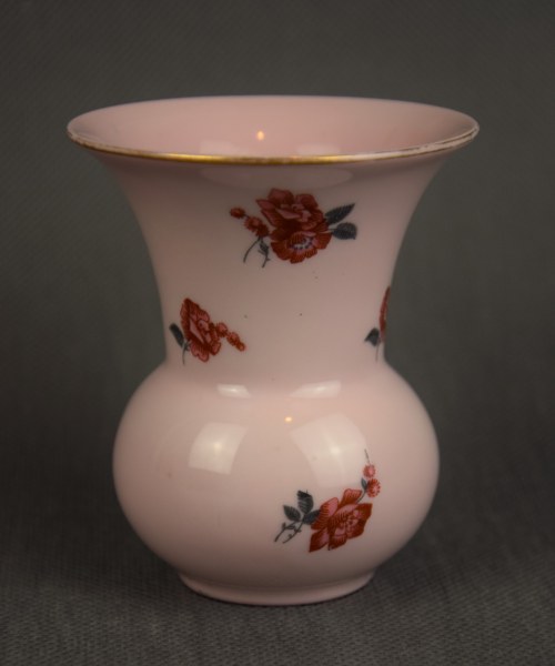 Ćmielów, różowa porcelana, lata 30-te., Wazonik Art Deco