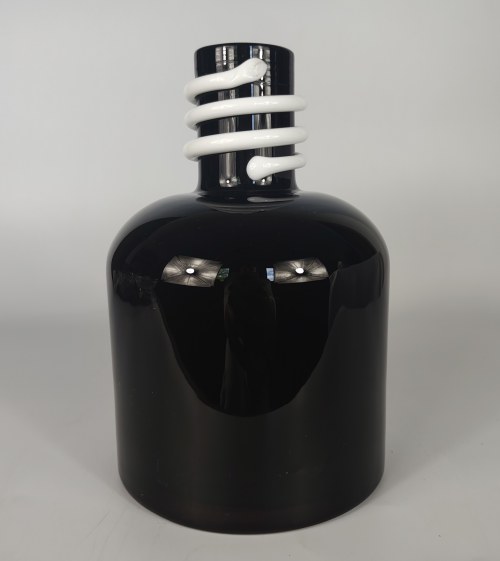 Wazon, Butla - Huta Tarnowiec - Black And White, Tarnowiec